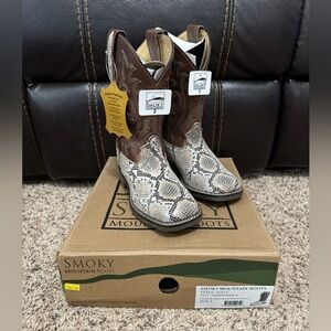 Smokey mountain snake print boots